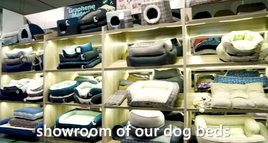 Rena Pet Factory Price New Design Warm Cozy Comfortable Pet High Quality Sleek Snuggling and Nesting Dog Cat Cave House Bed 