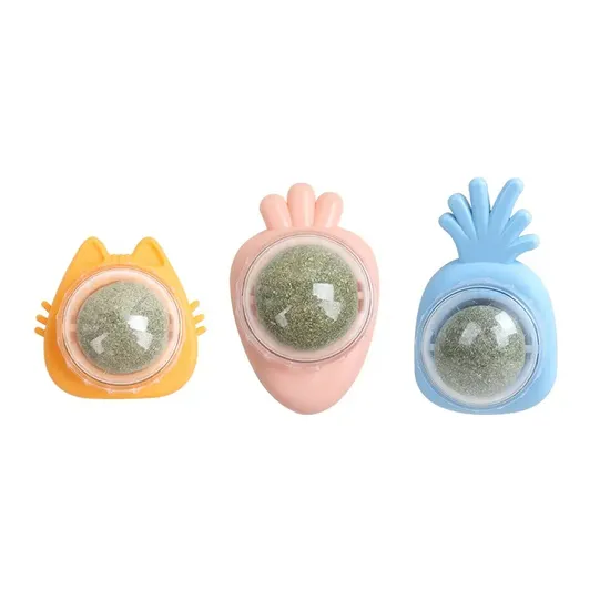 Factory Wholesale Custom Logo Carrot Shape Cat Ball Toy Wall Catnip Ball Toy for Cat Licking 